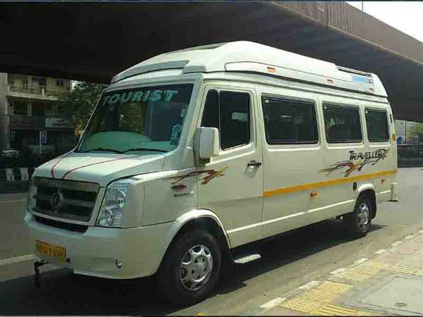 16-seater-tempo-traveller-delhi-image